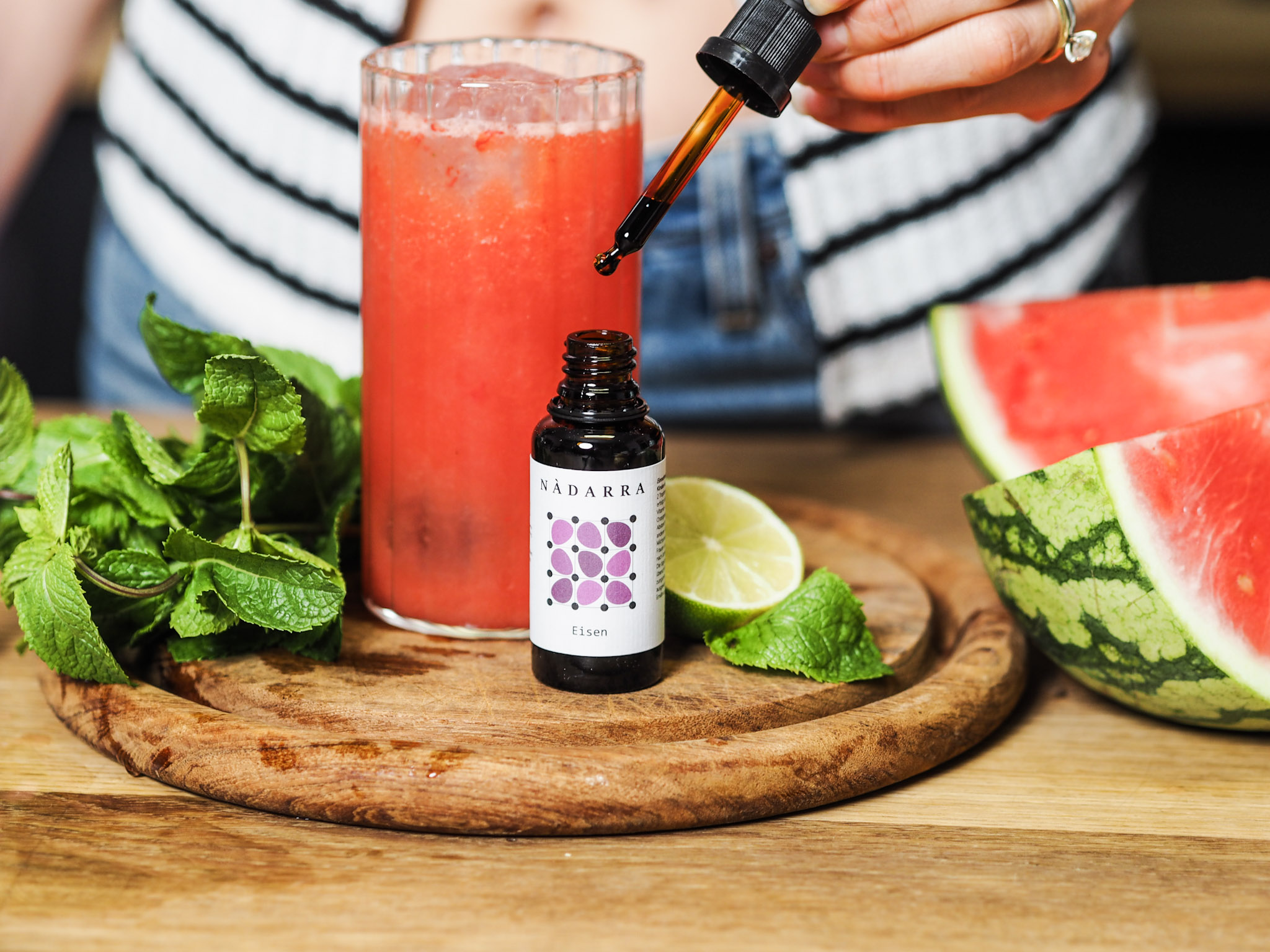 Eisige Wassermelonen-Minz-Limonade